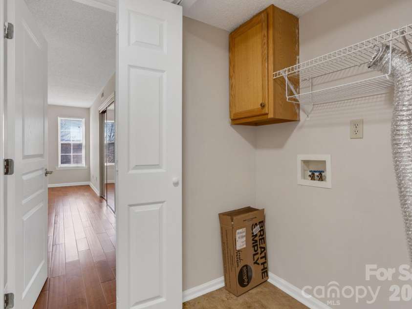 4603 Breakers Lane, Asheville, NC 28806.  MLS# CAR4315924, YatesRealty ID 3518. Laundry Room