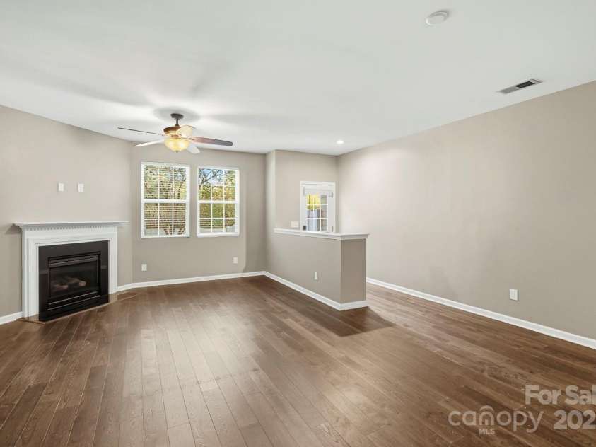 8988 Lanark Lane, Fort Mill, SC 29707.  MLS# CAR4317886, YatesRealty ID 3518. 