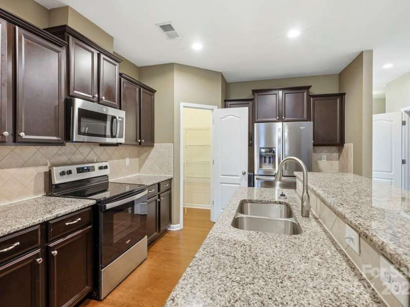 8988 Lanark Lane, Fort Mill, SC 29707.  MLS# CAR4317886, YatesRealty ID 3518. 