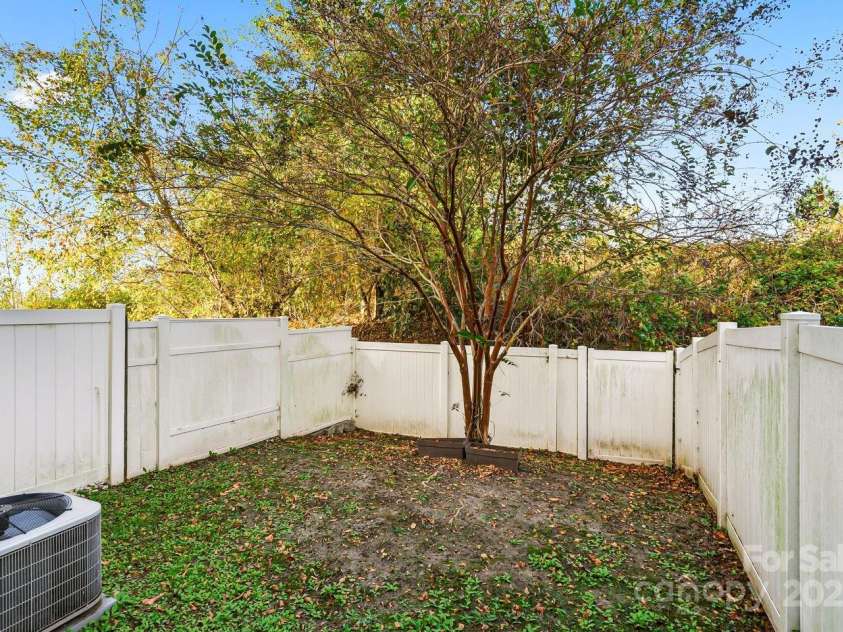 8988 Lanark Lane, Fort Mill, SC 29707.  MLS# CAR4317886, YatesRealty ID 3518. 