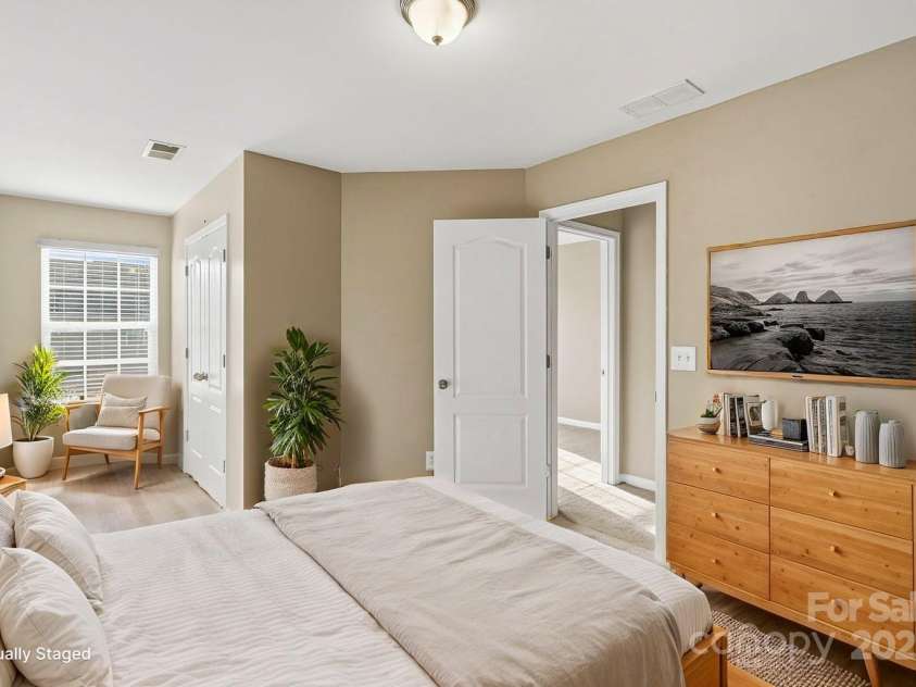 8988 Lanark Lane, Fort Mill, SC 29707.  MLS# CAR4317886, YatesRealty ID 3518. 