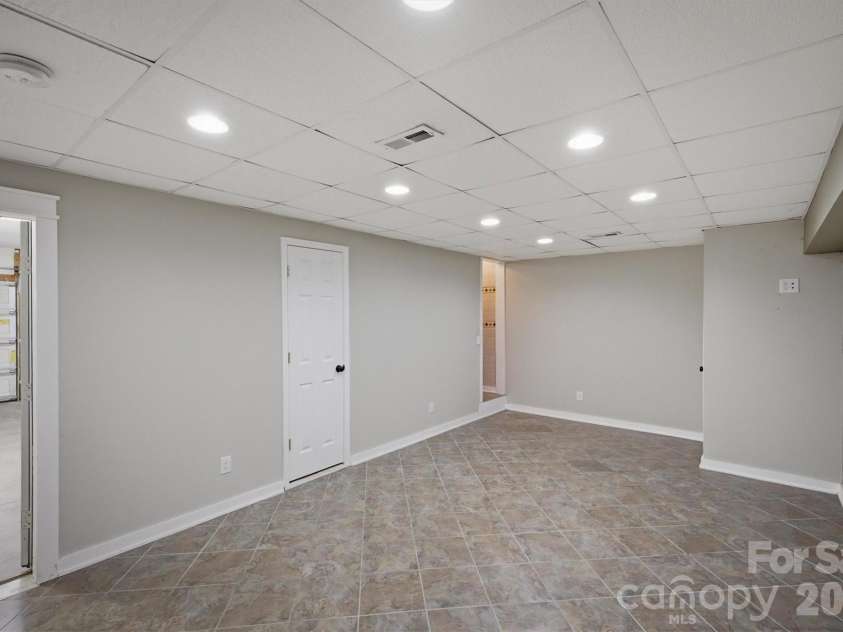 2064 Old Nc 18 None, Morganton, NC 28655.  MLS# CAR4397124, YatesRealty ID 35181. Basement Finished Room