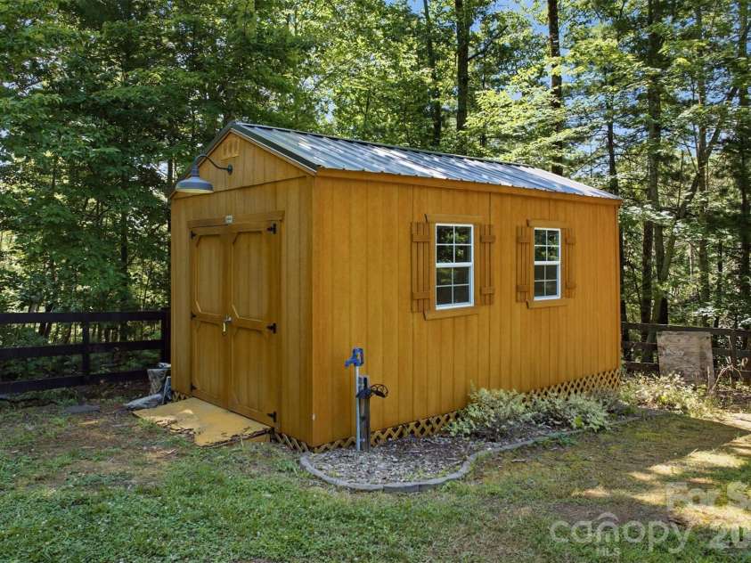 2064 Old Nc 18 None, Morganton, NC 28655.  MLS# CAR4397124, YatesRealty ID 35181. Outbuilding