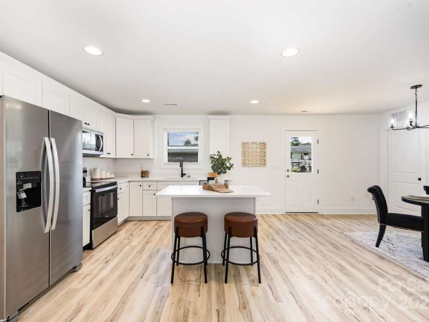 210 Pinecrest Street, Salisbury, NC 28147.  MLS# CAR4283677, YatesRealty ID 35181. 