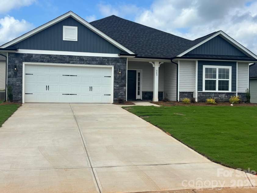 145 Swinford Drive, Salisbury, NC 28146.  MLS# CAR4400367, YatesRealty ID 35182. 