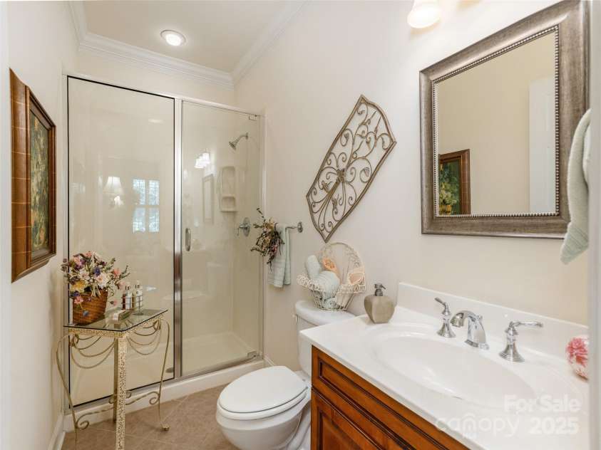 287 Towne Place Drive, Hendersonville, NC 28792.  MLS# CAR4296250, YatesRealty ID 35183. 