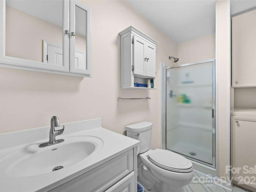 1945 Jim McCarter Road, Clover, SC 29710.  MLS# CAR4272277, YatesRealty ID 35184. Master Bath