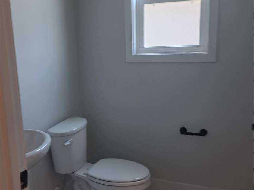 125 Swinford Drive, Salisbury, NC 28146.  MLS# CAR4400425, YatesRealty ID 35185. 1st Floor 1/2 Bath