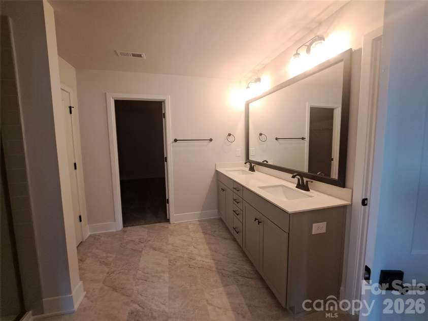 125 Swinford Drive, Salisbury, NC 28146.  MLS# CAR4400425, YatesRealty ID 35185. Primary Bathroom