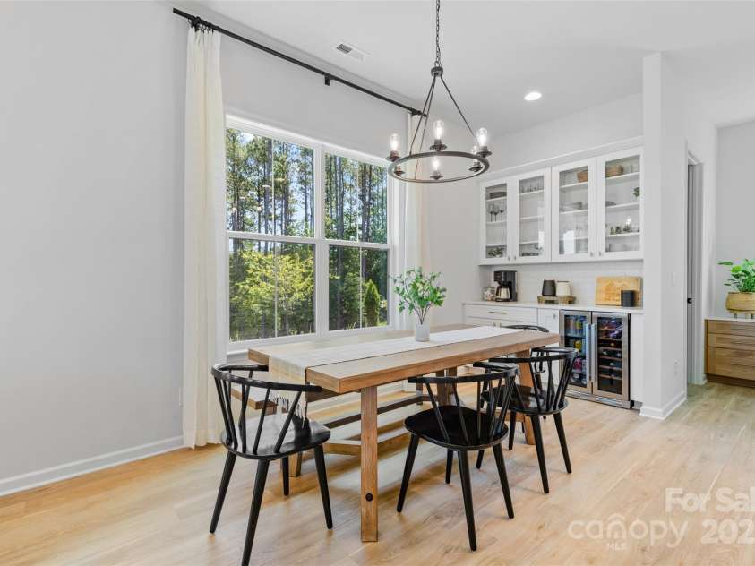 18027 Wilbanks Drive, Charlotte, NC 28278.  MLS# CAR4274393, YatesRealty ID 35186. 