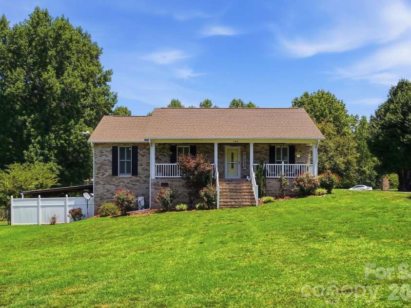 107 Brendle Lane, Troutman, NC 28166.  MLS# CAR4398086, YatesRealty ID 35188. 