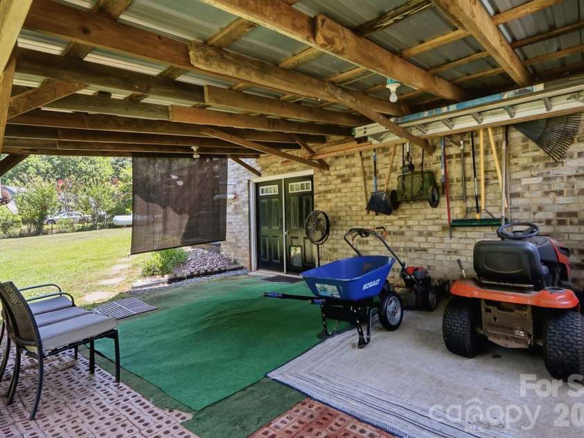 107 Brendle Lane, Troutman, NC 28166.  MLS# CAR4398086, YatesRealty ID 35188. 