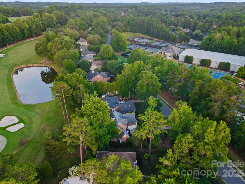 18832 Greyton Lane, Davidson, NC 28036.  MLS# CAR4284182, YatesRealty ID 35189. 