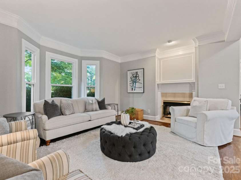 18832 Greyton Lane, Davidson, NC 28036.  MLS# CAR4284182, YatesRealty ID 35189. 