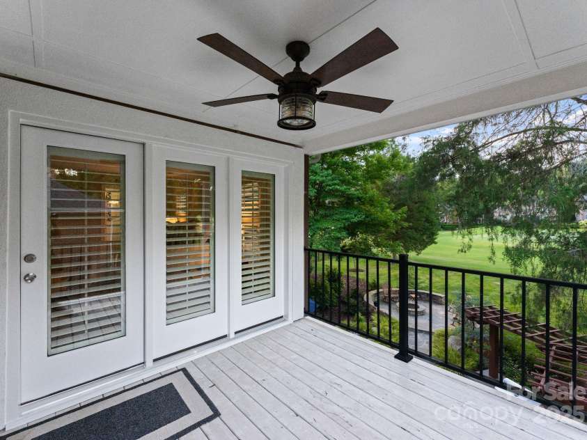 18832 Greyton Lane, Davidson, NC 28036.  MLS# CAR4284182, YatesRealty ID 35189. 