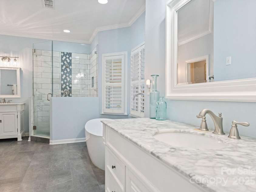 18832 Greyton Lane, Davidson, NC 28036.  MLS# CAR4284182, YatesRealty ID 35189. 