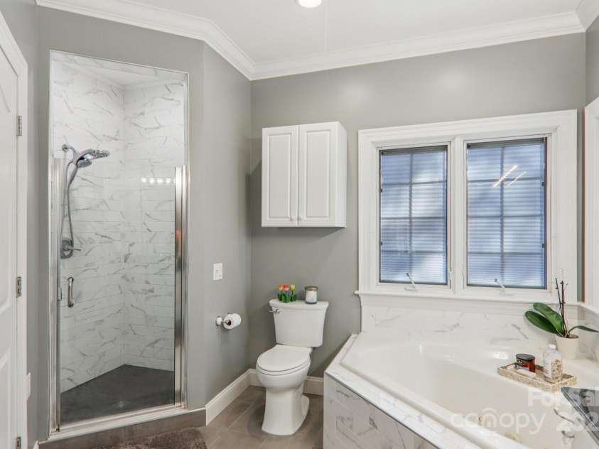 1 Bideford Row, Asheville, NC 28803.  MLS# CAR4321264, YatesRealty ID 3519. 