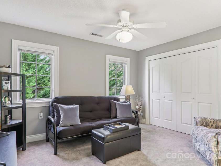 1 Bideford Row, Asheville, NC 28803.  MLS# CAR4321264, YatesRealty ID 3519. 