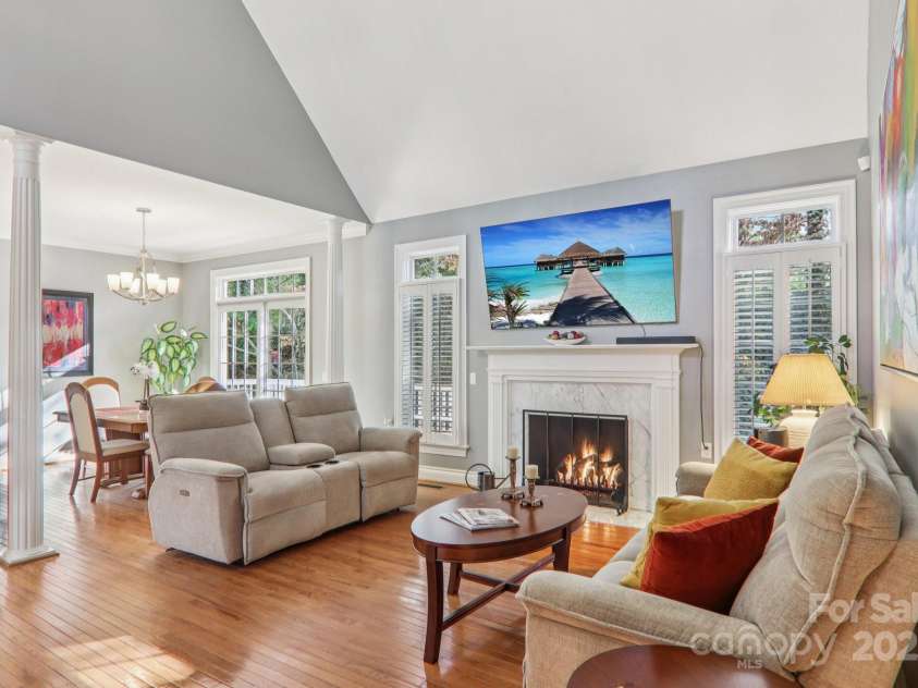 1 Bideford Row, Asheville, NC 28803.  MLS# CAR4321264, YatesRealty ID 3519. 