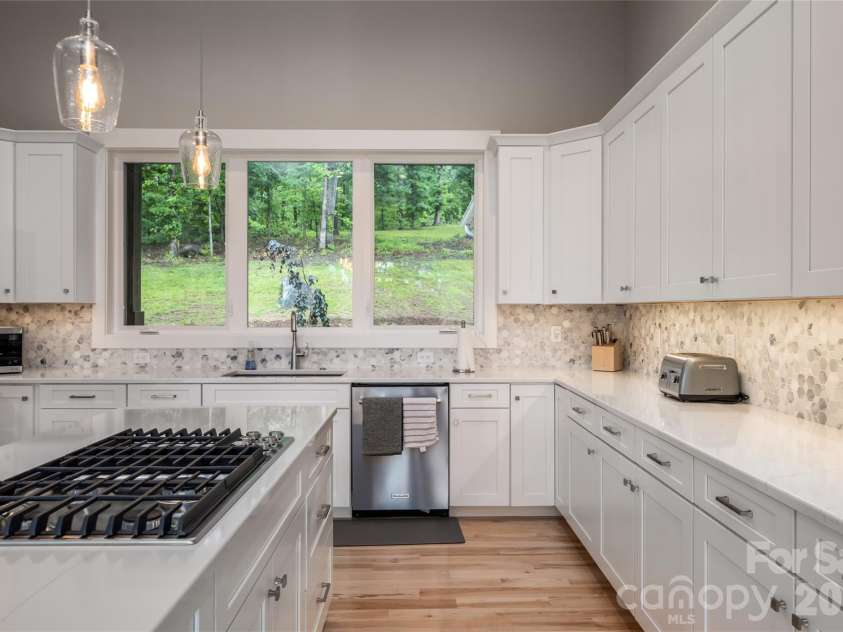 128 Saddle Ridge Drive, Alexander, NC 28701.  MLS# CAR4388252, YatesRealty ID 3519. 