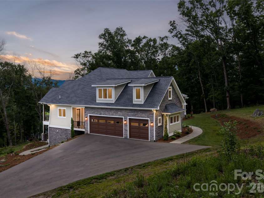 128 Saddle Ridge Drive, Alexander, NC 28701.  MLS# CAR4388252, YatesRealty ID 3519. 
