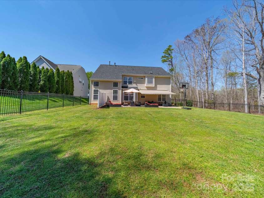 7719 Whisperingwood Drive, Harrisburg, NC 28075.  MLS# CAR4237557, YatesRealty ID 3519. 