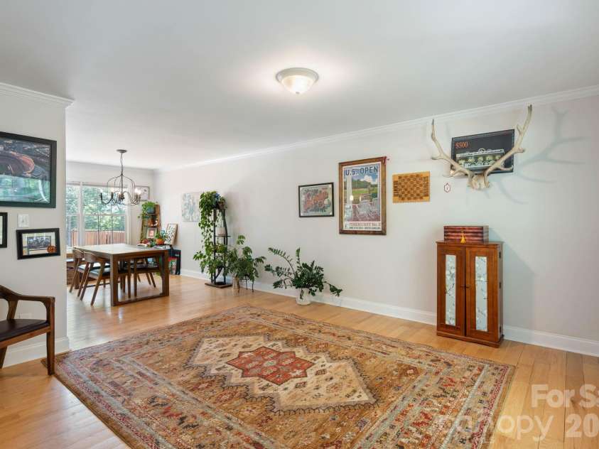 843 J Street, Newton, NC 28658.  MLS# CAR4400683, YatesRealty ID 35190. 