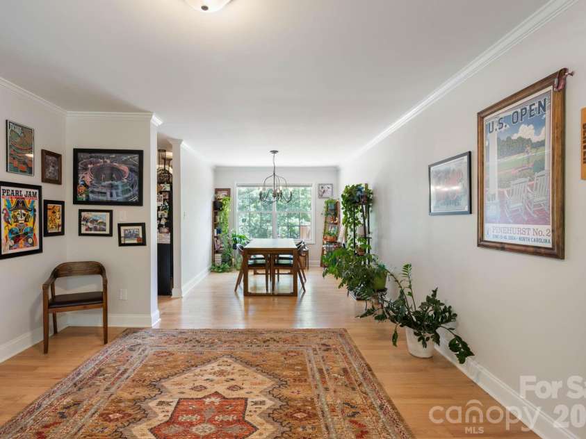 843 J Street, Newton, NC 28658.  MLS# CAR4400683, YatesRealty ID 35190. 