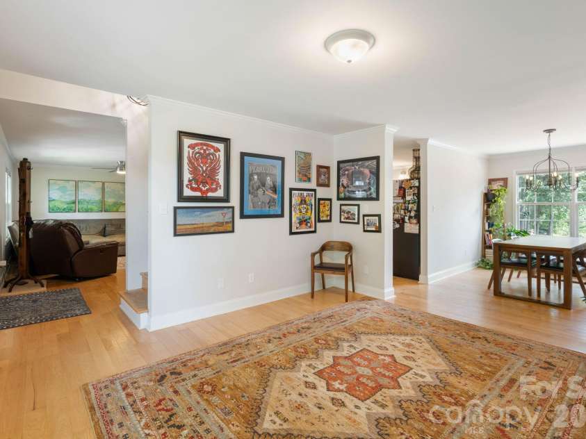 843 J Street, Newton, NC 28658.  MLS# CAR4400683, YatesRealty ID 35190. 