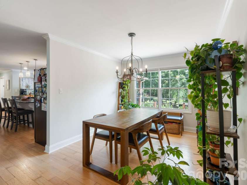 843 J Street, Newton, NC 28658.  MLS# CAR4400683, YatesRealty ID 35190. 