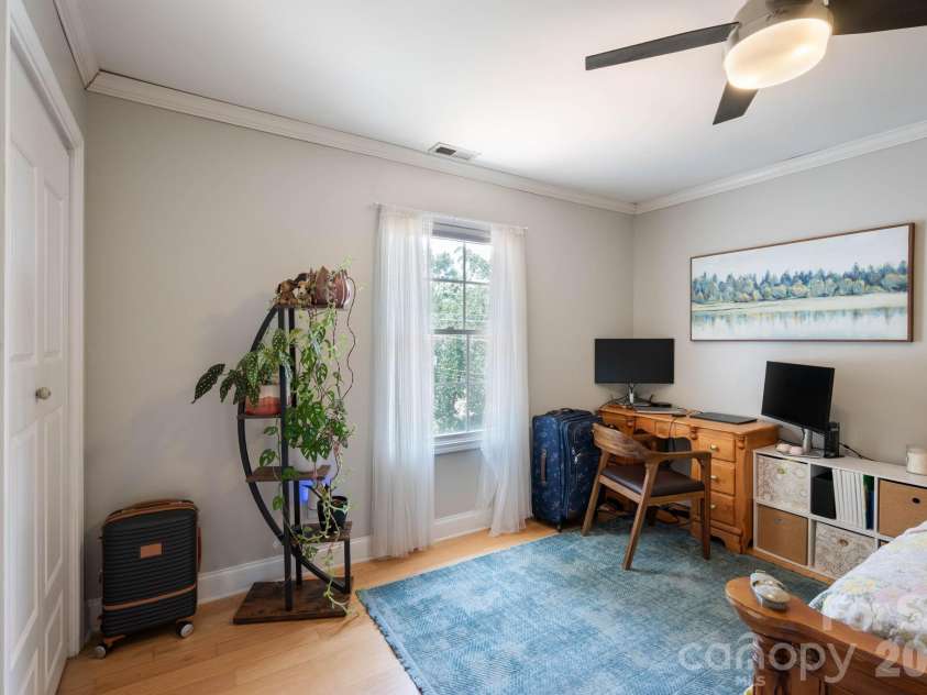843 J Street, Newton, NC 28658.  MLS# CAR4400683, YatesRealty ID 35190. 