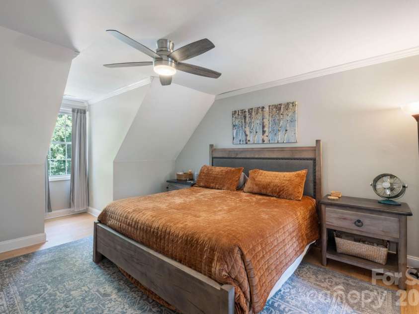 843 J Street, Newton, NC 28658.  MLS# CAR4400683, YatesRealty ID 35190. 