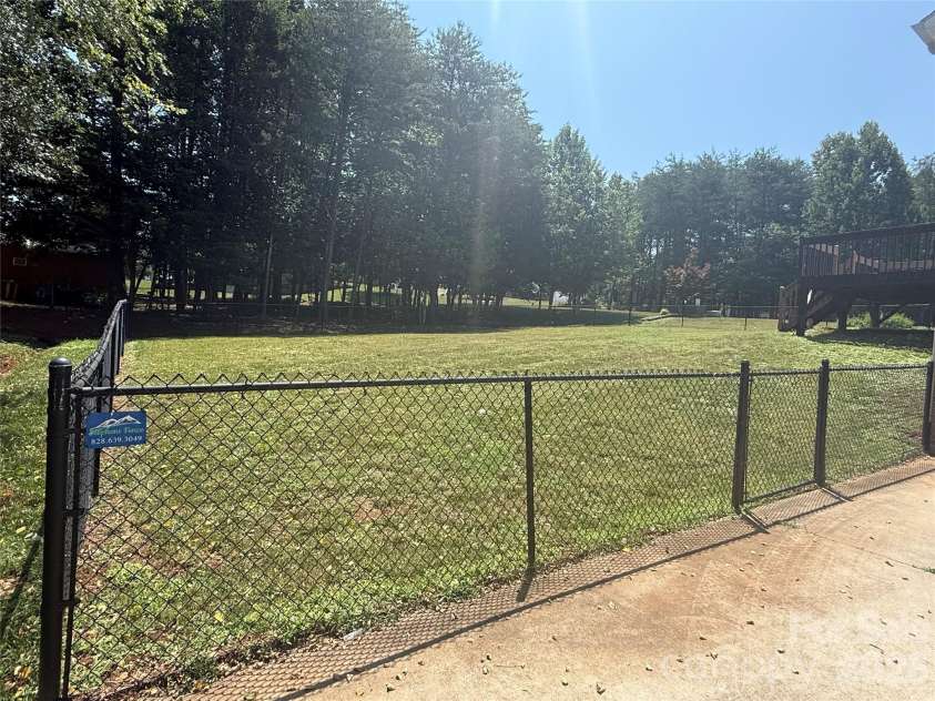 153 Deer Creek Drive, Hudson, NC 28638.  MLS# CAR4400686, YatesRealty ID 35191. 
