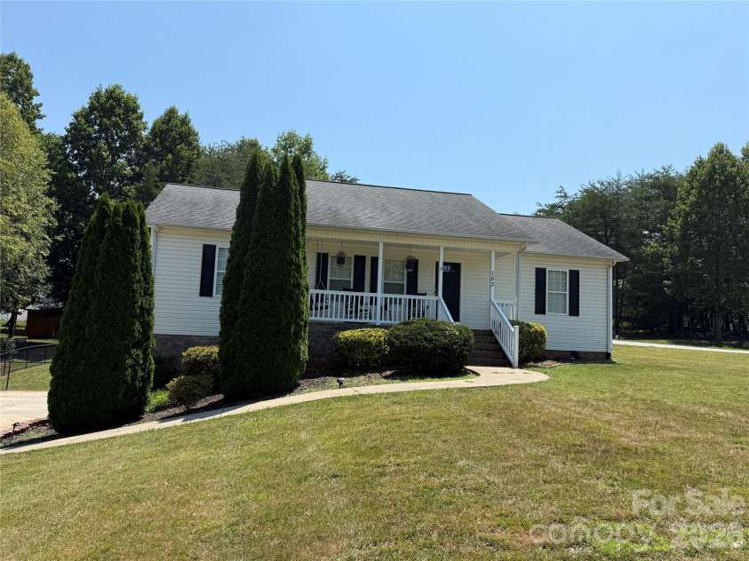 153 Deer Creek Drive, Hudson, NC 28638.  MLS# CAR4400686, YatesRealty ID 35191. 