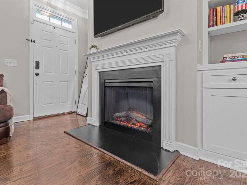 16930 Summers Walk Boulevard, Davidson, NC 28036.  MLS# CAR4257376, YatesRealty ID 35191. 