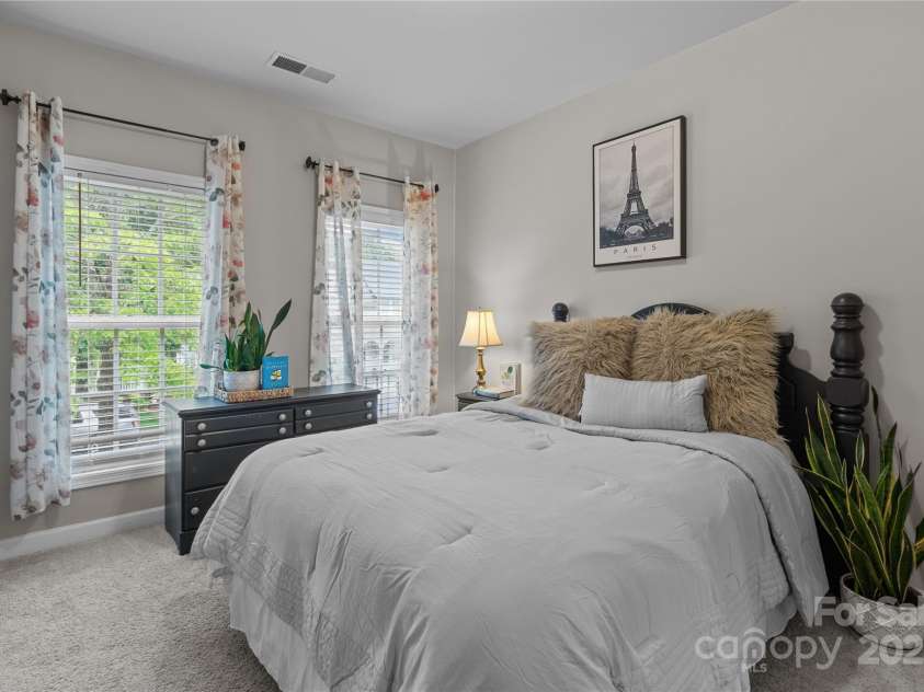 16930 Summers Walk Boulevard, Davidson, NC 28036.  MLS# CAR4257376, YatesRealty ID 35191. 