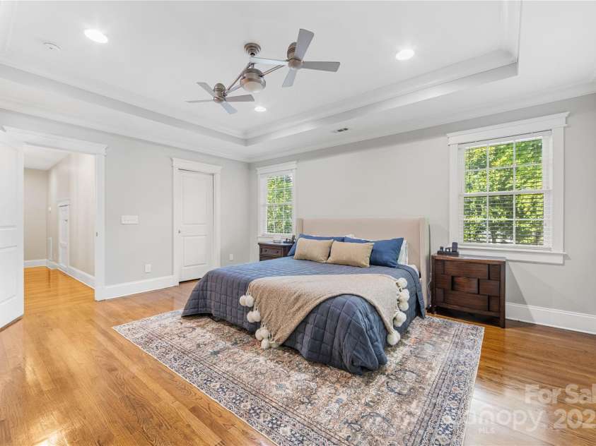 2029 Charlotte Drive, Charlotte, NC 28203.  MLS# CAR4288362, YatesRealty ID 35192. 