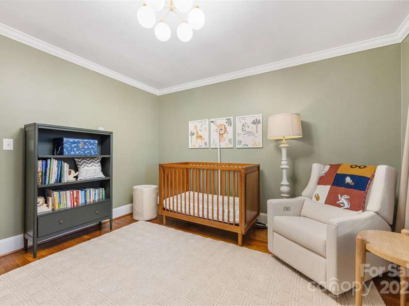 2029 Charlotte Drive, Charlotte, NC 28203.  MLS# CAR4288362, YatesRealty ID 35192. 