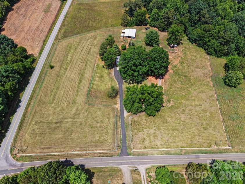 591 Mullis Road, Union Grove, NC 28689.  MLS# CAR4398602, YatesRealty ID 35192. 