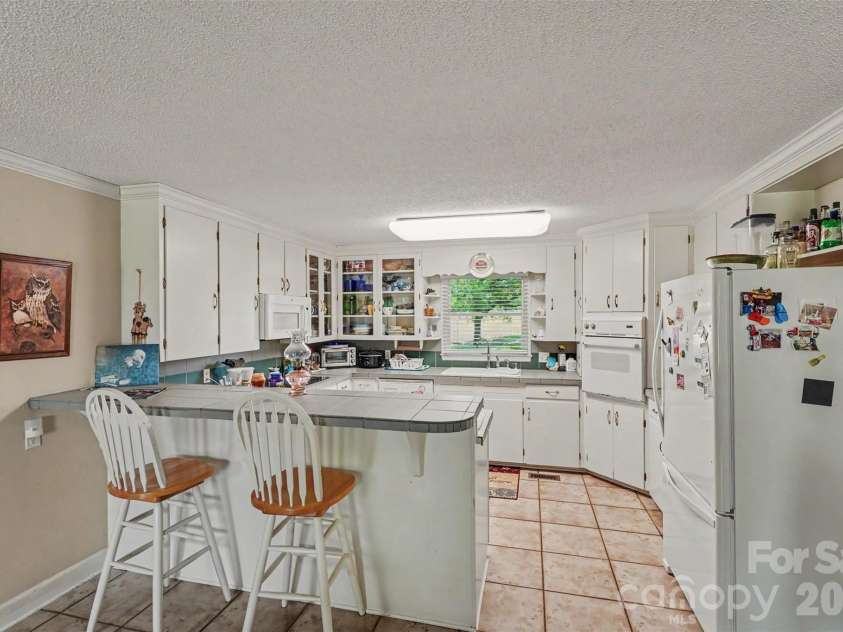 591 Mullis Road, Union Grove, NC 28689.  MLS# CAR4398602, YatesRealty ID 35192. 