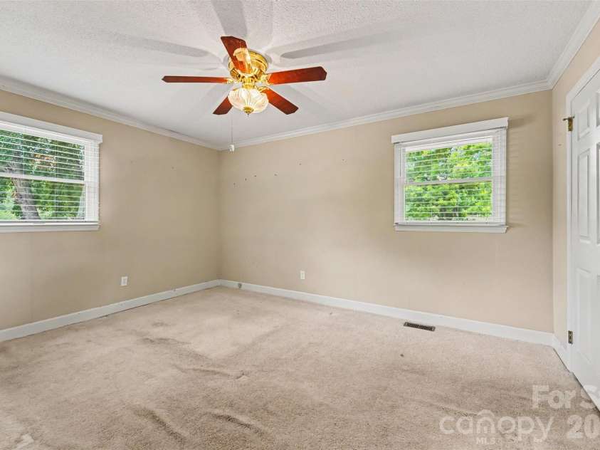 591 Mullis Road, Union Grove, NC 28689.  MLS# CAR4398602, YatesRealty ID 35192. 