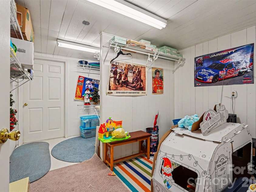 591 Mullis Road, Union Grove, NC 28689.  MLS# CAR4398602, YatesRealty ID 35192. 