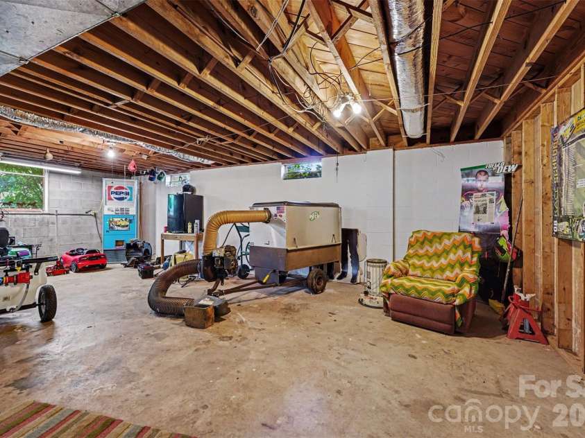 591 Mullis Road, Union Grove, NC 28689.  MLS# CAR4398602, YatesRealty ID 35192. 