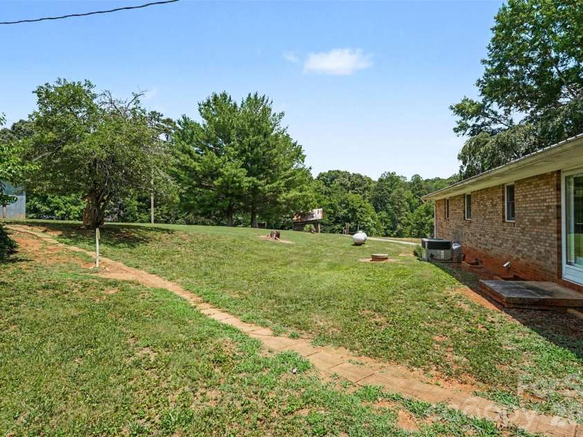 591 Mullis Road, Union Grove, NC 28689.  MLS# CAR4398602, YatesRealty ID 35192. 