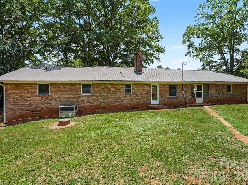 591 Mullis Road, Union Grove, NC 28689.  MLS# CAR4398602, YatesRealty ID 35192. 