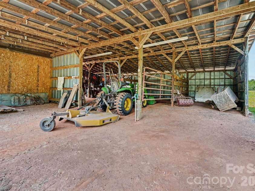 591 Mullis Road, Union Grove, NC 28689.  MLS# CAR4398602, YatesRealty ID 35192. 