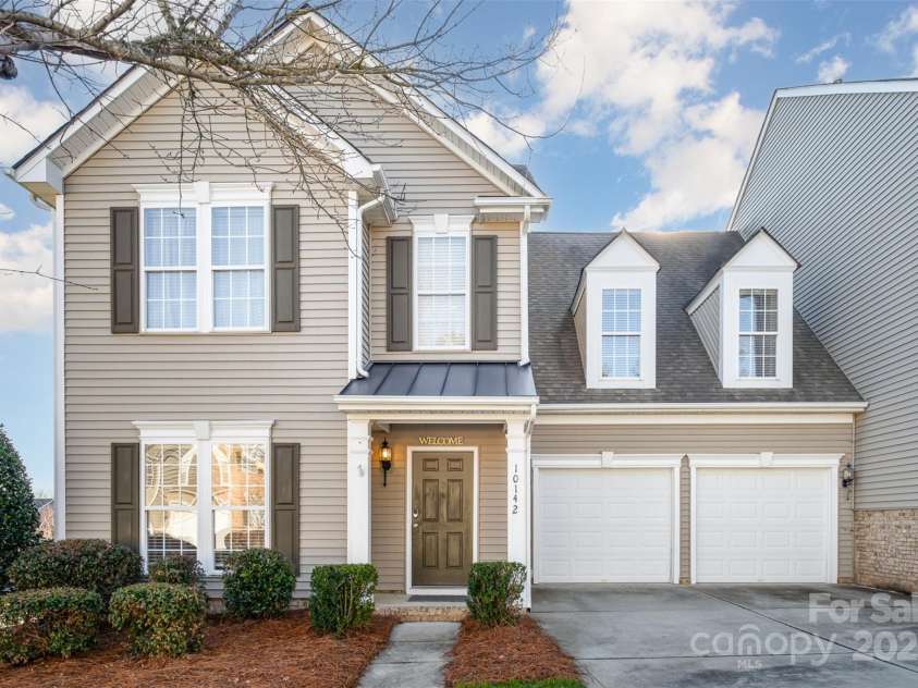 10142 Linksland Drive, Huntersville, NC 28078.  MLS# CAR4224492, YatesRealty ID 35193. 