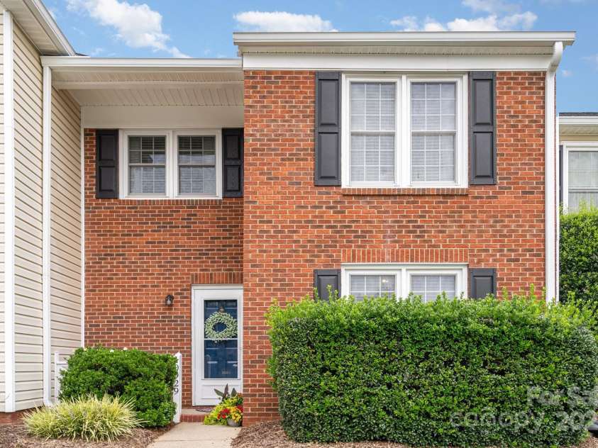 10929 Winterbourne Court, Charlotte, NC 28277.  MLS# CAR4296460, YatesRealty ID 35194. Front Exterior