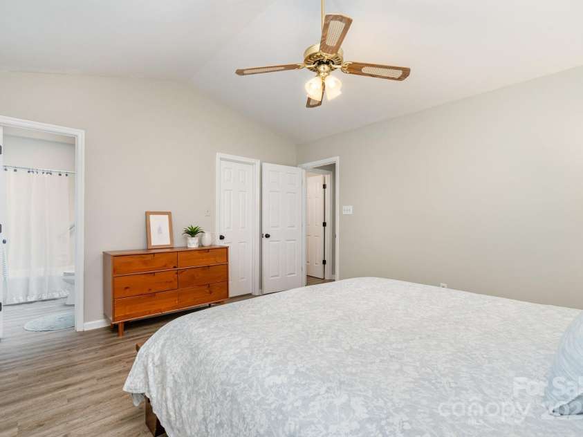 10929 Winterbourne Court, Charlotte, NC 28277.  MLS# CAR4296460, YatesRealty ID 35194. Primary Bedroom