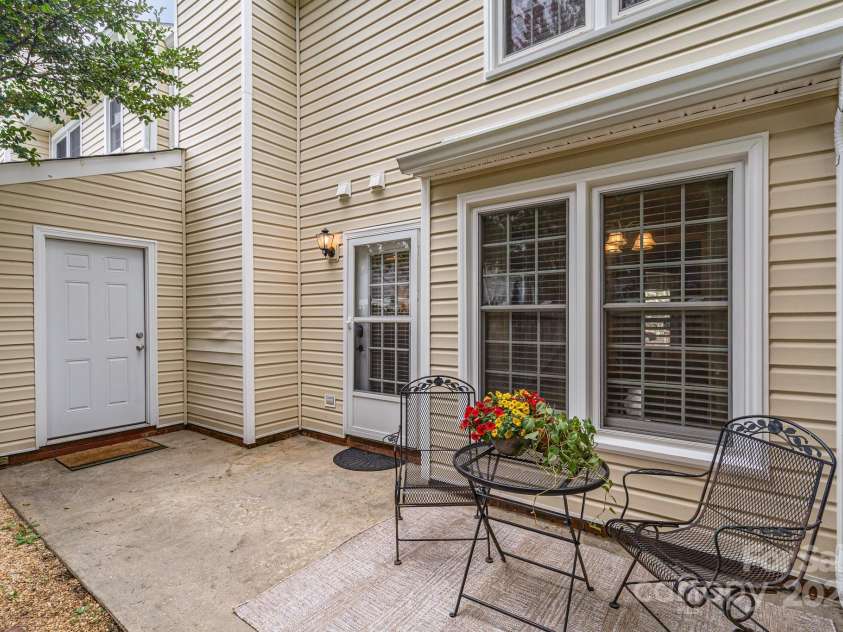 10929 Winterbourne Court, Charlotte, NC 28277.  MLS# CAR4296460, YatesRealty ID 35194. Rear Patio